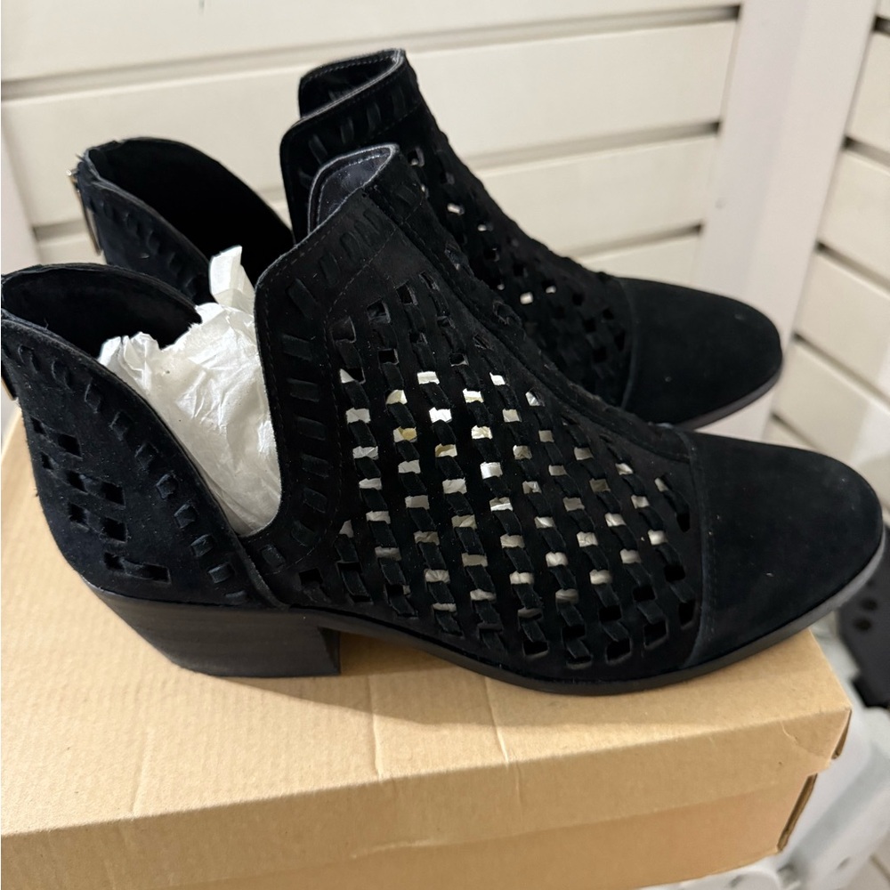 Elegant Black Women's Ankle Boots